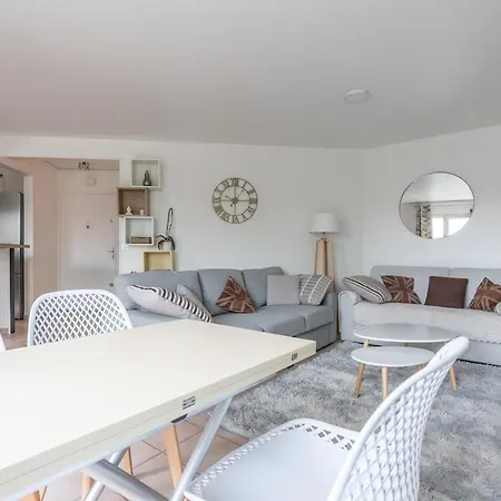 Apartment Ideal Location - Paris A 01 *