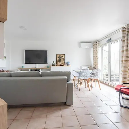 Apartment Ideal Location - Paris A 01 *